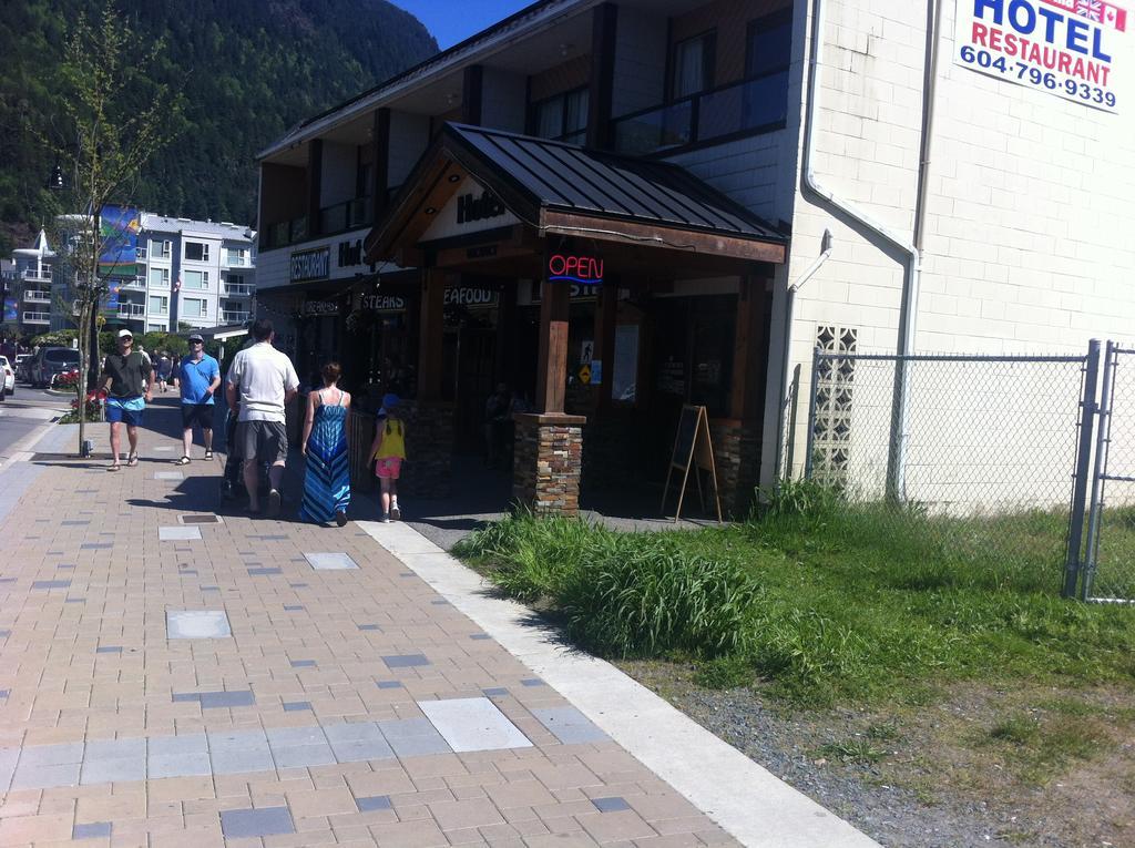 Spring Villa Hotel Harrison Hot Springs Zewnętrze zdjęcie